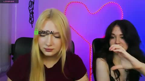 Sophie online show from 07-28-26, 07:39