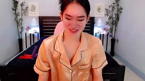 kate online show from 02-27-25, 02:32