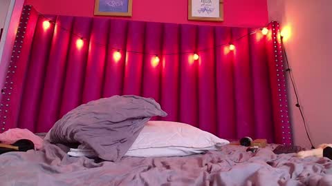 SAMARA  online show from 01-21-25, 04:05