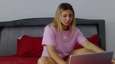 PlayfulNicole online show from 05-15-26, 05:36