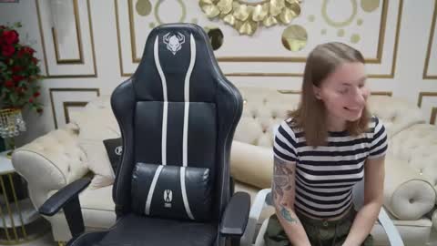 Lana online show from 01-09-26, 11:46