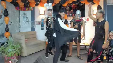   online show from 10-29-25, 11:28