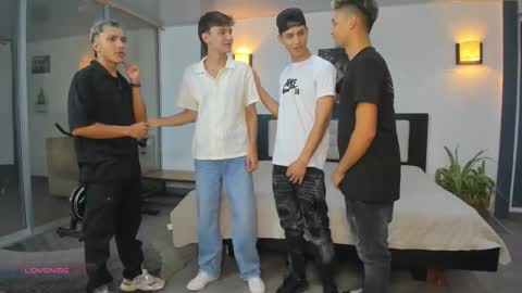   online show from 11-08-25, 11:14