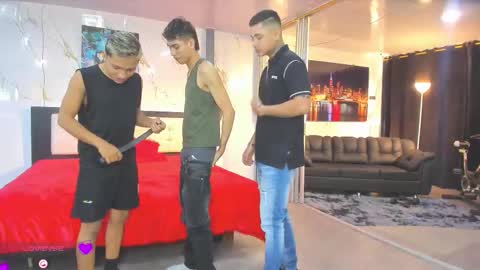   online show from 03-08-26, 11:19