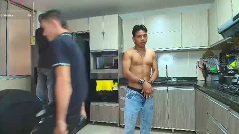 Snapshot of playhardsex chatting on 06-12-26, 09:46 online show from 06-12-26, 09:46