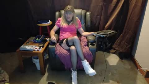 Snapshot of playtoy1969 chatting on 02-04-25, 09:07 playtoy1969 online show from 02-04-25, 09:07