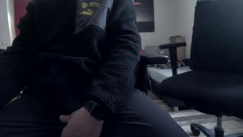 Hello ask me  . Im glad  to see you here in my room. Welcome PVT is open online show from 10-19-25, 11:11