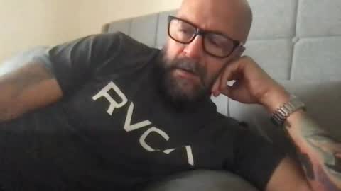 Snapshot of pleasesitonmycock chatting on 04-26-26, 04:37 PleaseSitOnMyCock online show from 04-26-26, 04:37
