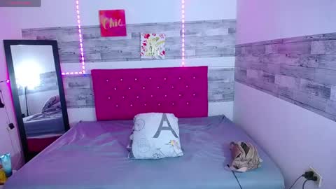 Zalome  online show from 04-21-26, 02:51