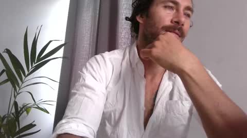 Snapshot of pleasurea chatting on 12-14-25, 12:43 pleasure online show from 12-14-25, 12:43