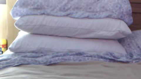 Snapshot of pleasuremytoy chatting on 07-26-26, 03:14 pleasuretoy online show from 07-26-26, 03:14