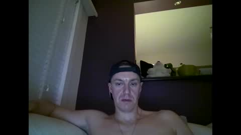 Snapshot of ploki2000 chatting on 01-26-25, 06:06 Kevin online show from 01-26-25, 06:06