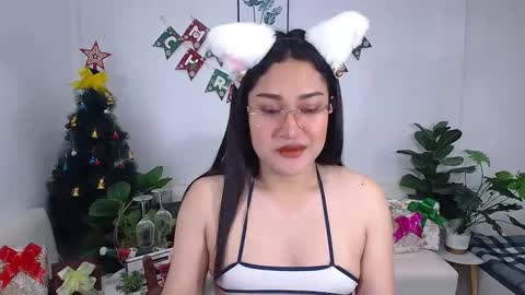 Snapshot of ploysaithailand chatting on 12-25-24, 10:59 Ploysai online show from 12-25-24, 10:59