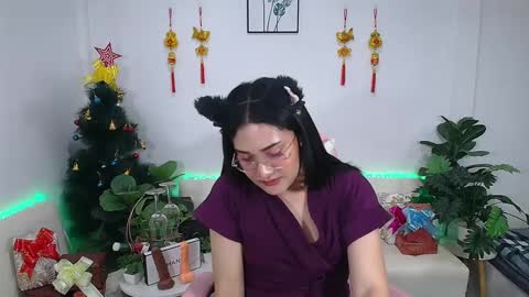 Snapshot of ploysaithailand chatting on 01-15-25, 03:29 Ploysai online show from 01-15-25, 03:29