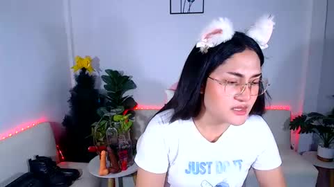 Snapshot of ploysaithailand chatting on 06-11-26, 07:50 Ploysai online show from 06-11-26, 07:50