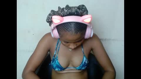 plumnjuicyx online show from 02-21-25, 01:44