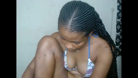 plumnjuicyx online show from 02-28-25, 06:21