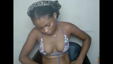 plumnjuicyx online show from 03-02-25, 06:16