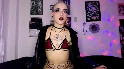    online show from 10-09-25, 01:03