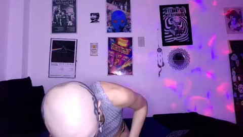    online show from 10-24-25, 11:45