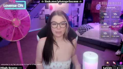 Pluto Princess online show from 04-21-26, 03:02