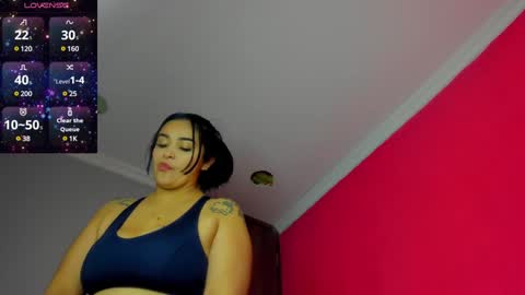 Snapshot of pocahontas_d chatting on 01-19-25, 07:15 catalina online show from 01-19-25, 07:15