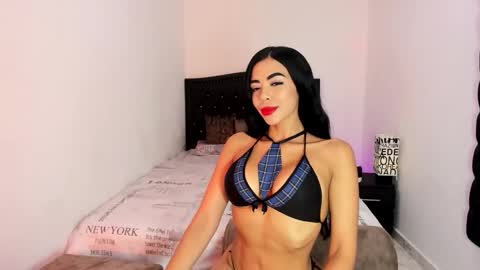 I dream of having many followers online show from 01-05-26, 05:27