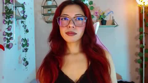 Snapshot of poison_liv chatting on 12-14-25, 01:49 poison_liv online show from 12-14-25, 01:49