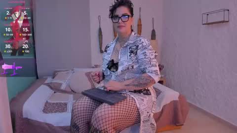 poisson_ivy_ online show from 03-08-25, 04:23