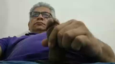 poli online show from 11-25-25, 04:01