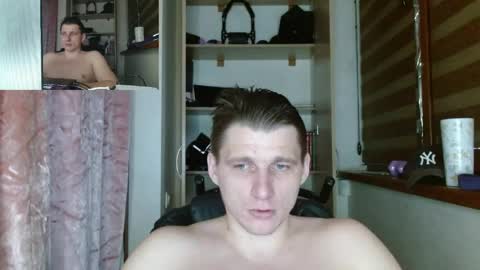 Poliglotjoe2 online show from 05-12-26, 02:14