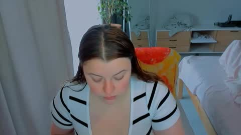 Polina online show from 10-19-25, 09:10