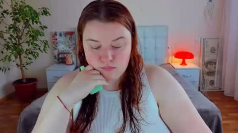 Polina online show from 06-18-26, 02:54