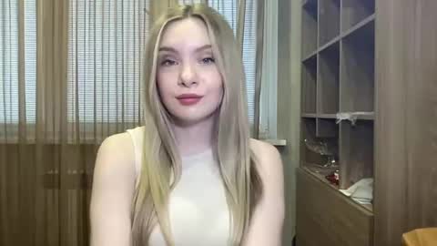 polishangel222 online show from 07-08-26, 03:38