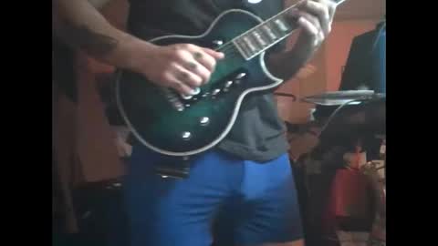 jaws online show from 10-04-25, 03:48