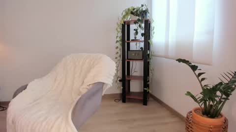 Polly online show from 04-30-26, 08:57