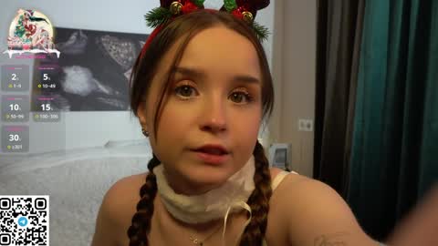 Snapshot of polly_dollie_ chatting on 12-25-24, 08:07 Renet online show from 12-25-24, 08:07
