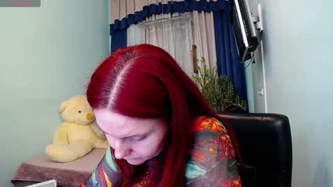 Olivia online show from 12-23-24, 07:28