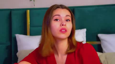 Polly online show from 03-02-25, 06:51