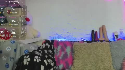 Snapshot of polonia_gill chatting on 06-10-26, 01:28 polonia_gill online show from 06-10-26, 01:28