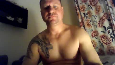 Snapshot of polonista123 chatting on 05-21-26, 10:17 polonista123 online show from 05-21-26, 10:17