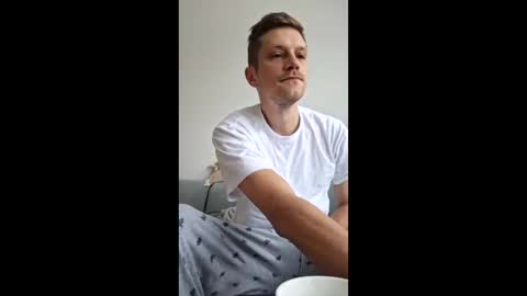 Snapshot of polsenos chatting on 01-12-26, 10:53 polsenos online show from 01-12-26, 10:53