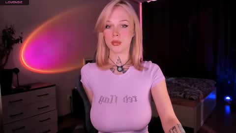 Megan.online  online show from 03-28-26, 03:33