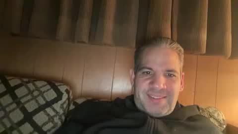 Snapshot of ponchynyc chatting on 11-16-25, 05:46 PONCH online show from 11-16-25, 05:46