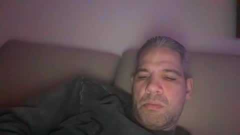 Snapshot of ponchynyc chatting on 11-25-25, 04:23 PONCH online show from 11-25-25, 04:23