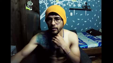 Snapshot of ponzothc chatting on 02-22-26, 09:35 ponzothc online show from 02-22-26, 09:35