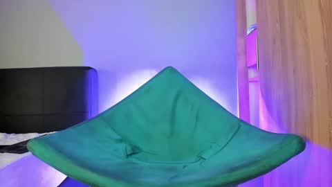 Snapshot of pool_baker_ chatting on 12-14-24, 03:29 johnatan online show from 12-14-24, 03:29