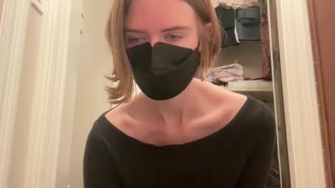 poorlaine online show from 06-06-26, 01:00