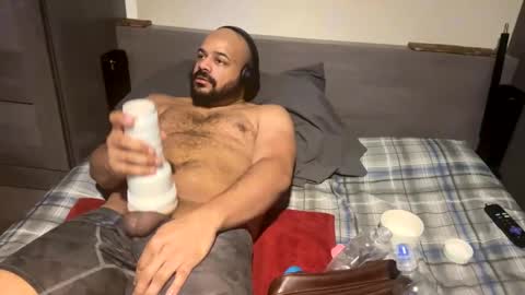 Snapshot of popfizzt chatting on 12-14-24, 08:08 popfizzt online show from 12-14-24, 08:08