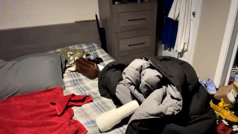 Snapshot of popfizzt chatting on 12-24-24, 11:17 popfizzt online show from 12-24-24, 11:17